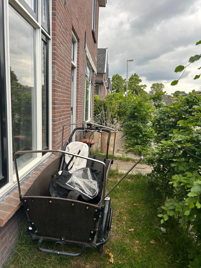 Elektrische bakfiets, Fietsen en Brommers, Fietsen | Bakfietsen, Gebruikt, 4 kinderen of meer, Elektrisch, Huif, Ophalen of Verzenden