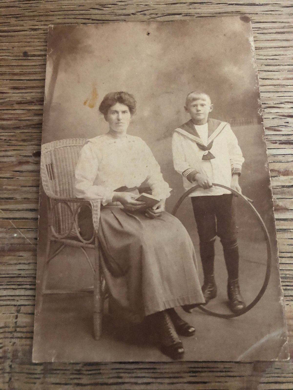 Foto Meppel - vrouw en kind, Verzamelen, Verzenden, Voor 1940, Zo goed als nieuw, Foto