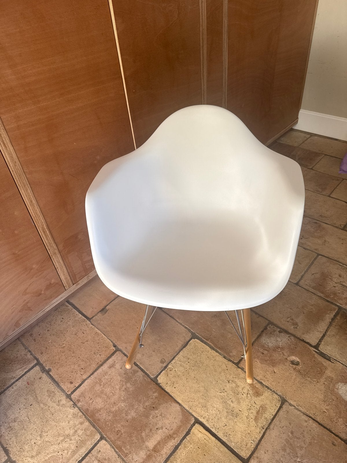 Eames replica schommelstoel wit 2x - Zo goed als nieuw, Huis en Inrichting, Ophalen, Kunststof, Wit, Zo goed als nieuw