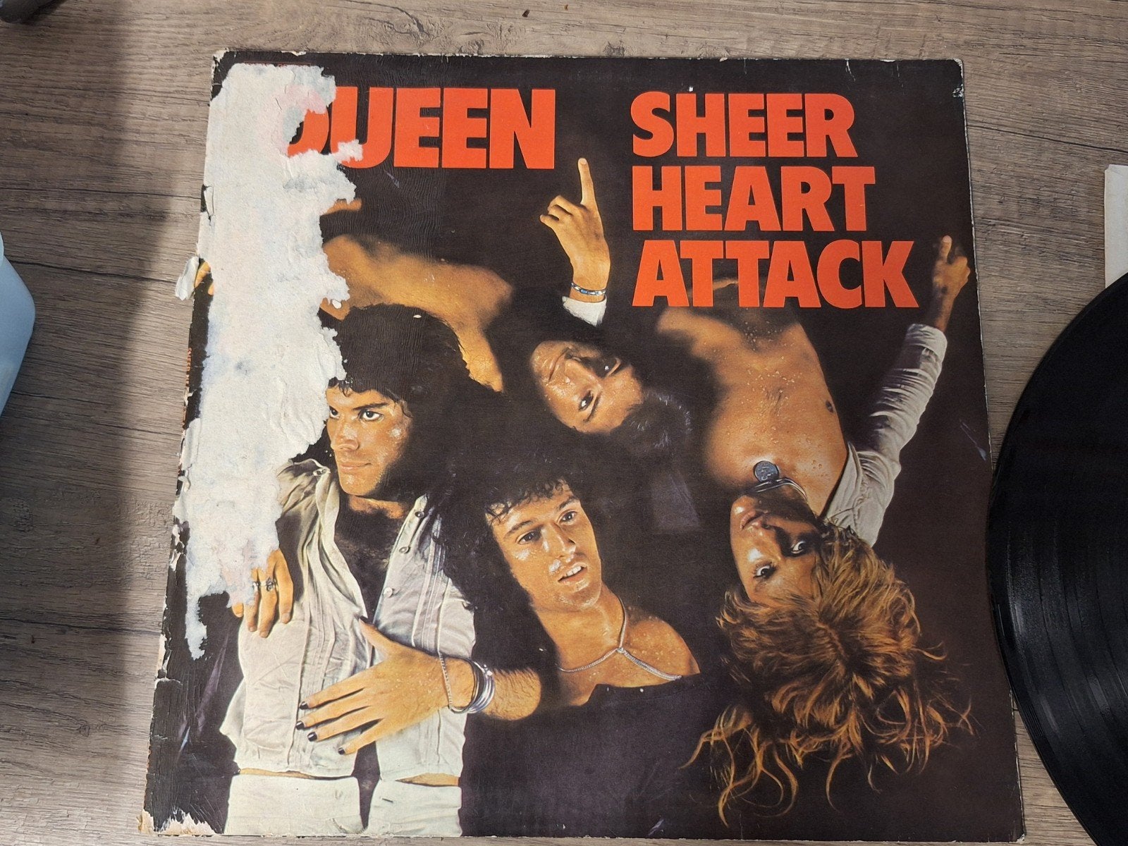 Vintage vinyl album lp Queen - Sheer Heart Attack LP (1974), Cd's en Dvd's, LP, Gebruikt, Originele persing, Ophalen of Verzenden