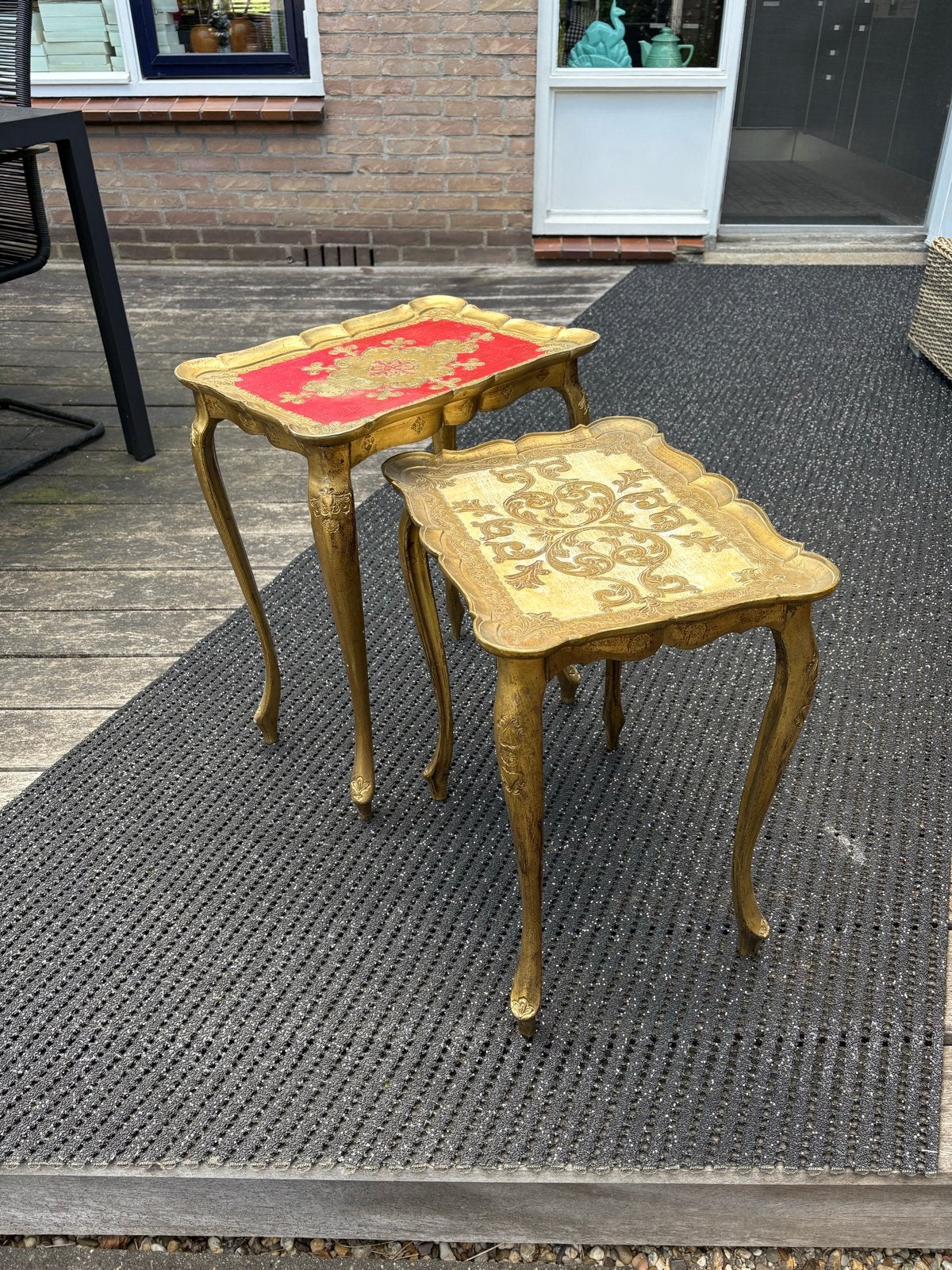 Set van 2 Vintage Bijzettafels - Rood & Crème Goud, Ophalen