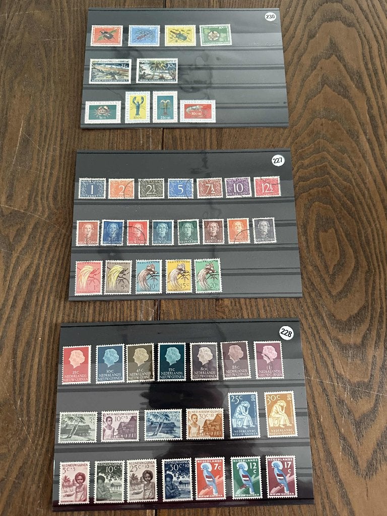postzegels Nieuw-Guinea kleine collectie kaart 230+227+228, Verzenden, Nieuw-Guinea