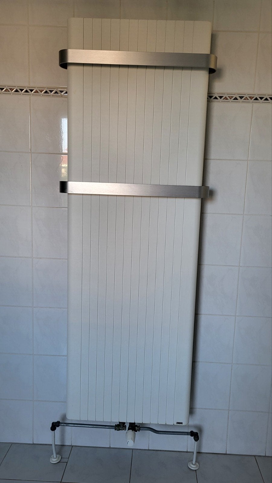 Vasco Badkamerradiator - Wit, met handdoekbeugels, Ophalen, Radiator, Minder dan 60 cm, 80 cm of meer