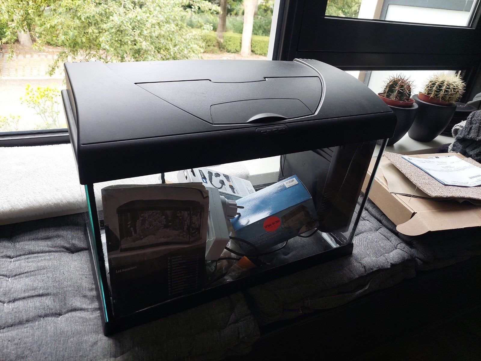 Ferplast aquarium 40 liter, Ophalen, Gebruikt