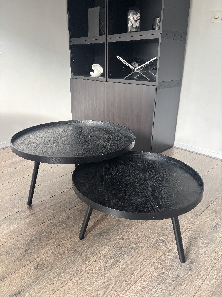 Set van twee zwartbruin Karwei WOOOD bijzet-/salontafels, 50 tot 100 cm, Rond, Zo goed als nieuw, 50 tot 100 cm