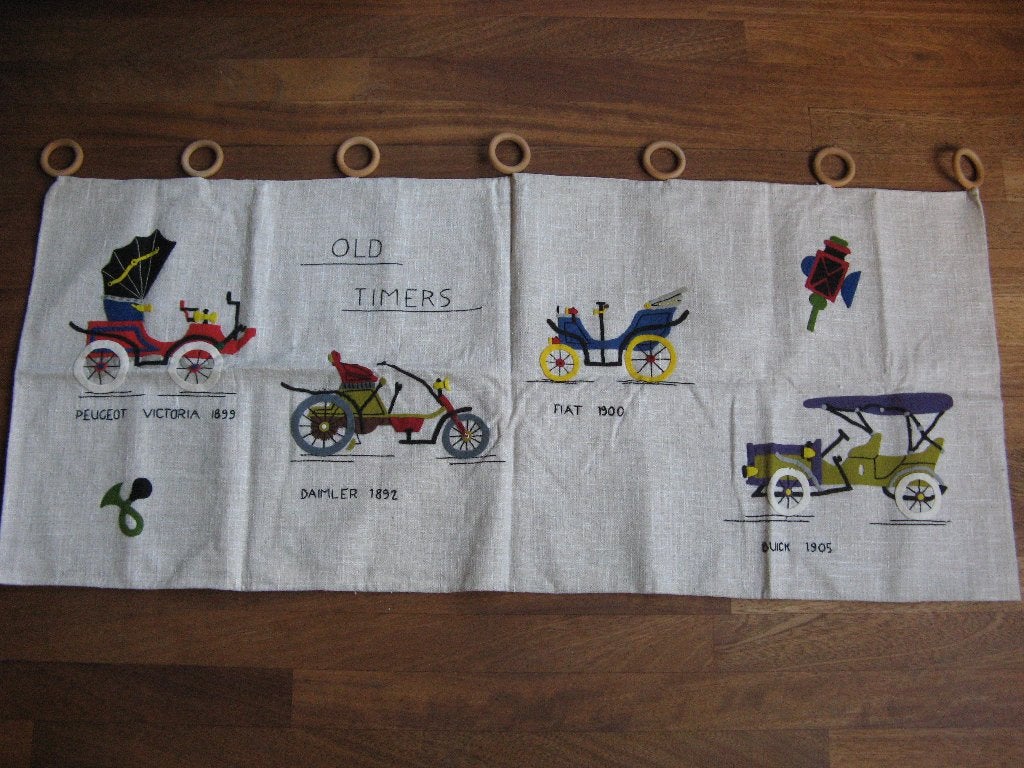 vintage Wandkleed geborduurd "Old Timers" izgs, Meerkleurig, Zo goed als nieuw, 125 cm, Handgemaakt