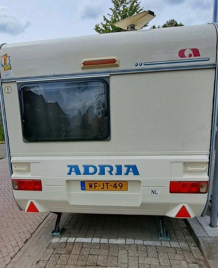 Adria Unica A 432 PX Caravan met Mover en Voortent, Caravans en Kamperen, Vast bed, Treinzit, Particulier, Adria