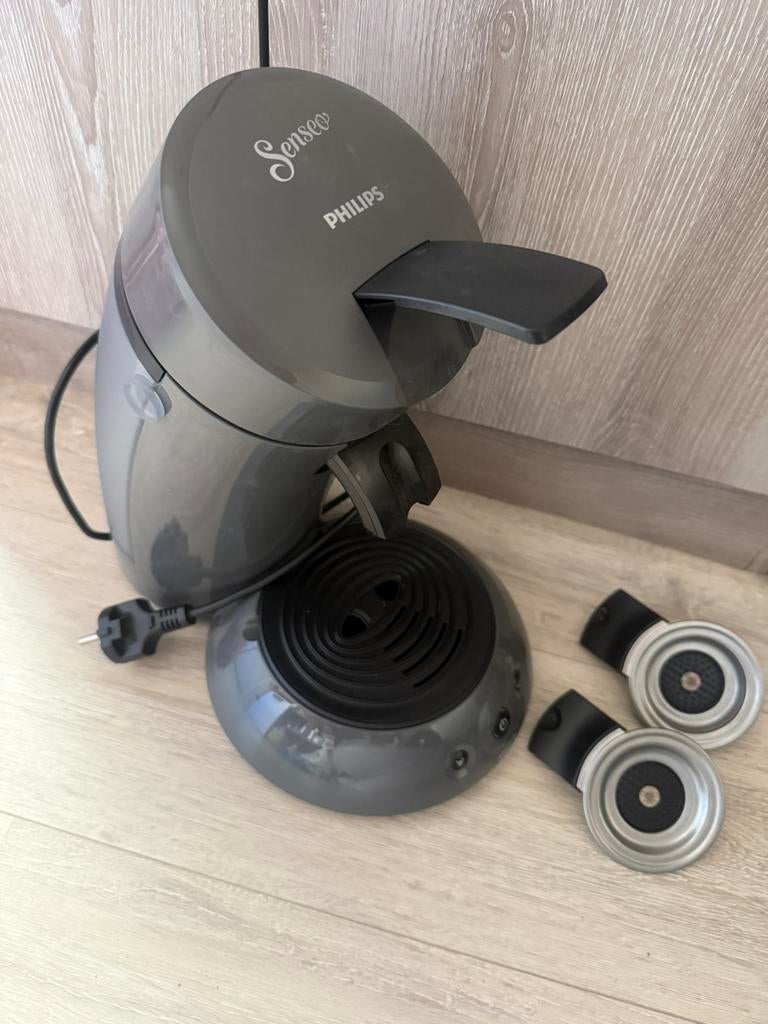 Senseo apparaat met 2 koffie kopjes, Ophalen, Koffiepads en cups, Koffiemachine, Zo goed als nieuw