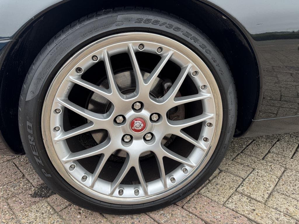 Jaguar XKR 4.0 V8 Coupé, foto 12