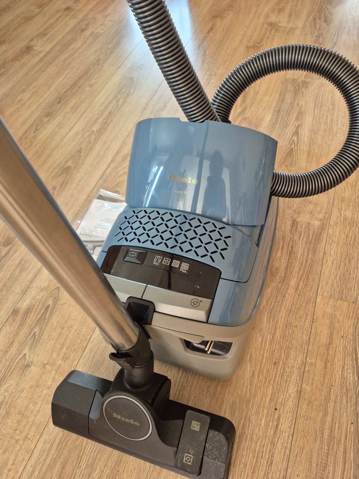 Miele Sledestofzuiger - Zo goed als nieuw, Witgoed en Apparatuur, Stofzuigers, Zo goed als nieuw, Sledestofzuiger, Miele, Inclusief accessoires