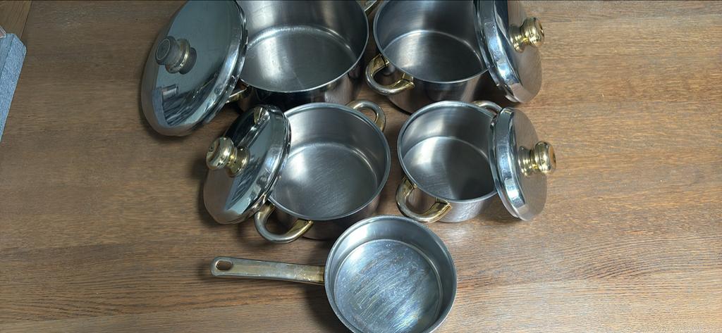 Pannenset RVS met gouden accenten, Ophalen of Verzenden, Gebruikt, Rvs, Pannenset