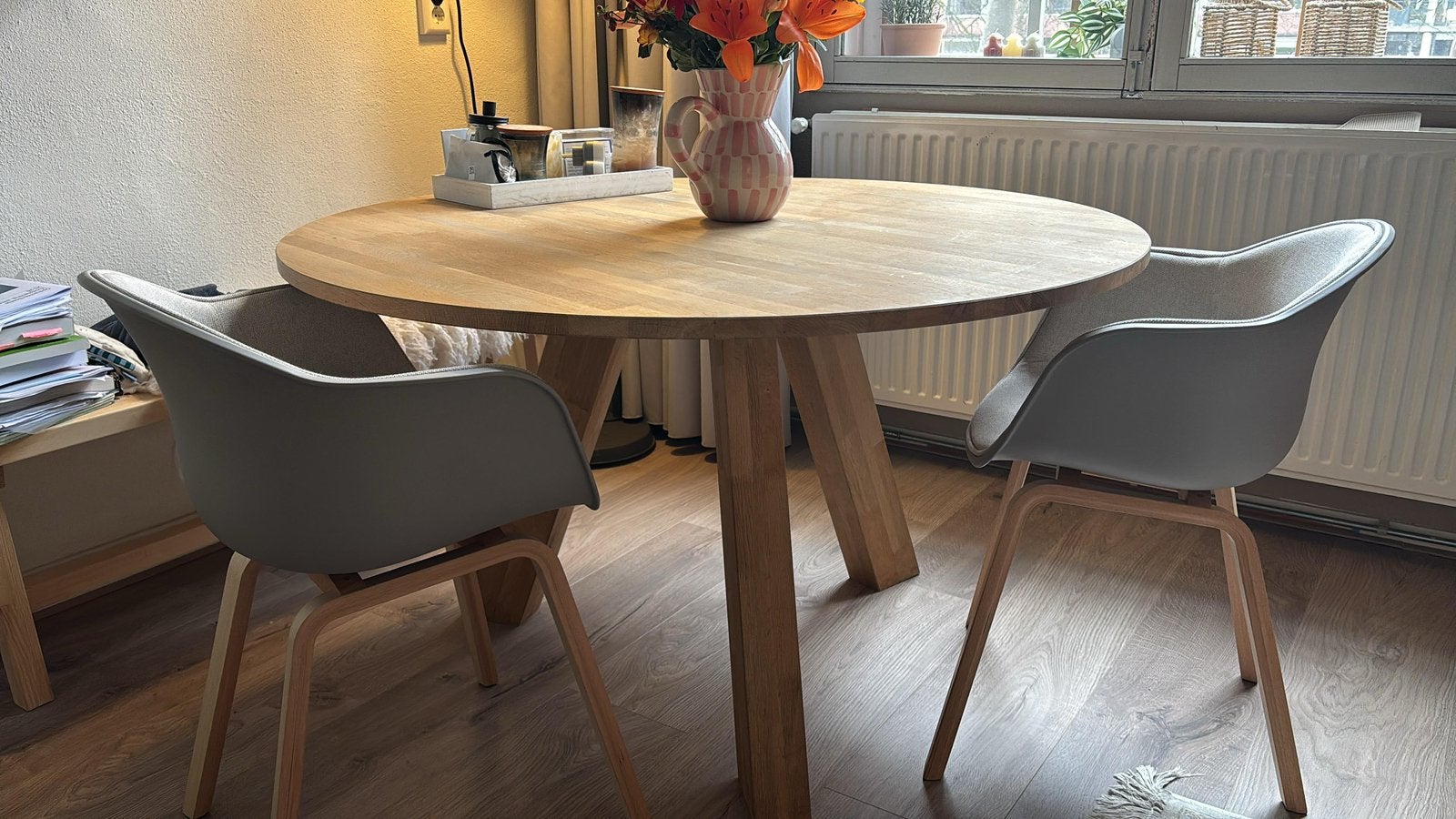 Woood Rhonda houten eettafel 129cm, Huis en Inrichting, Tafels | Eettafels, Ophalen, Scandinavisch, Zo goed als nieuw, Vier personen