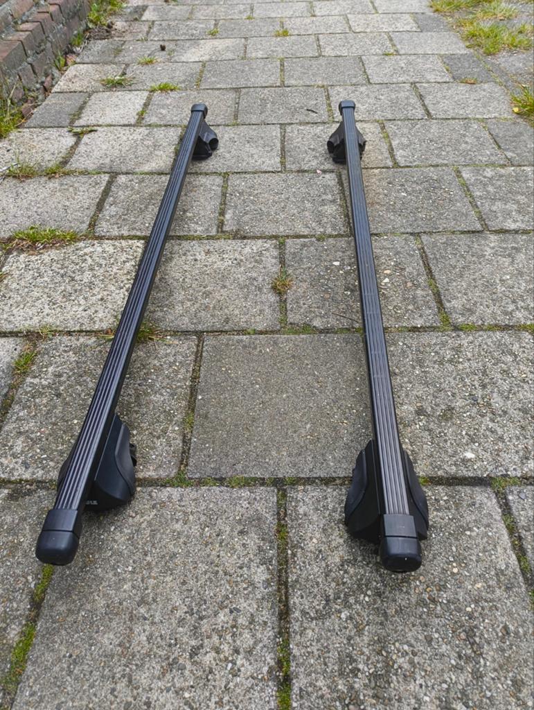 Thule dakdragers, Ophalen