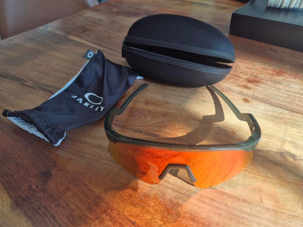 Oakley Hydra Coalesce (Prizm Trail Torch)- Zo goed als nieuw, Sieraden, Tassen en Uiterlijk, Zonnebrillen en Brillen | Heren, Zonnebril