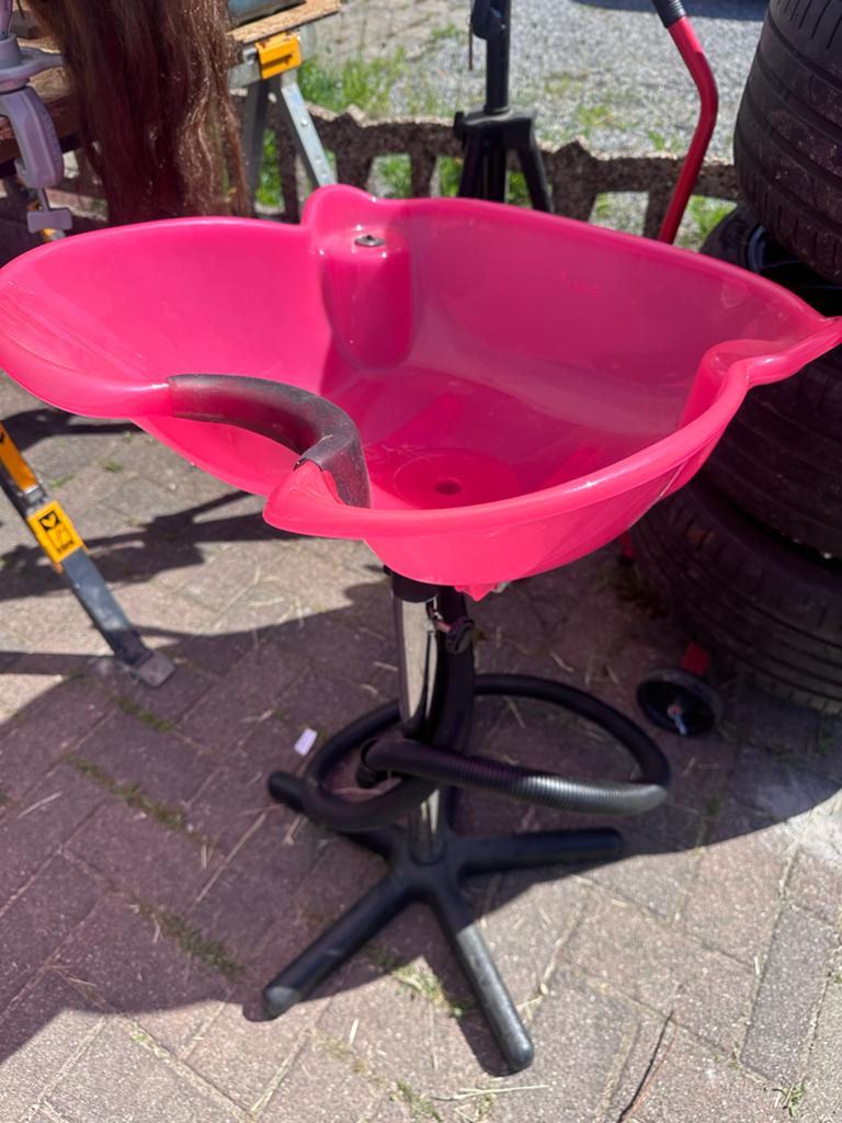 Roze mobiele wasbak/haarwasbak, Ophalen, Gebruikt, Wastafel