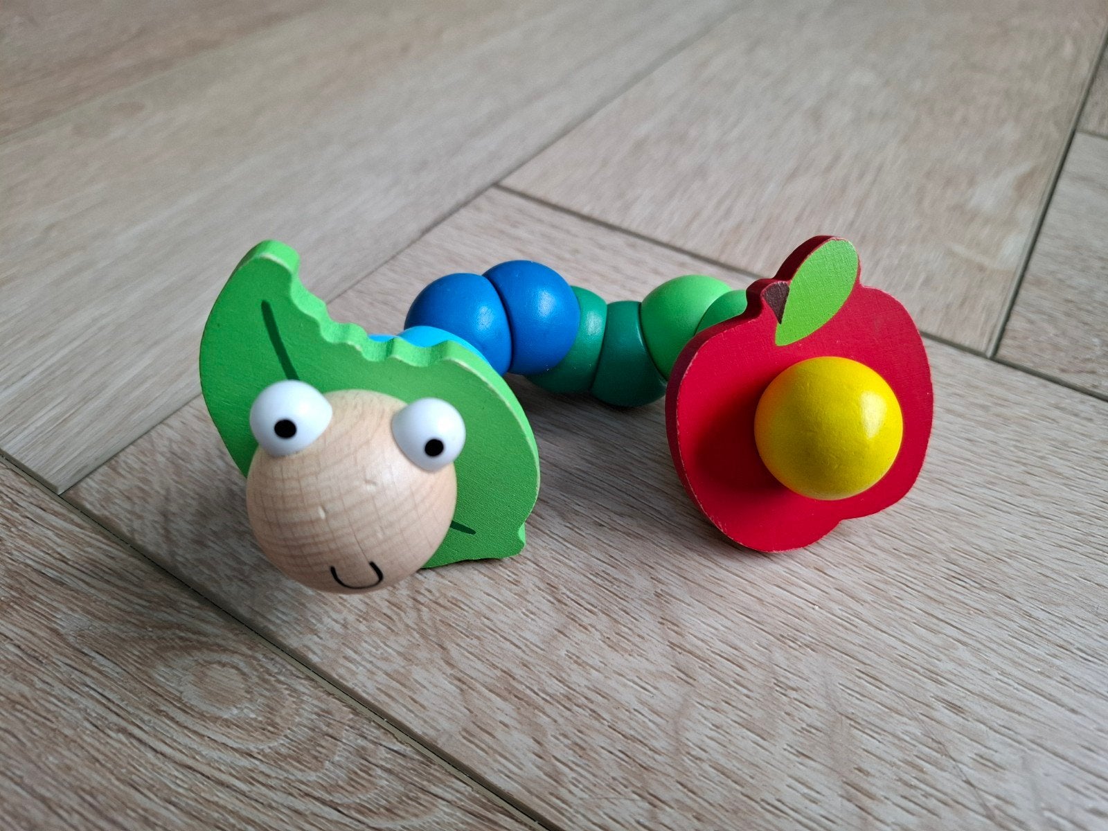 Houten Rups Speelgoed - montessori, Kinderen en Baby's, Speelgoed | Houten speelgoed, Ophalen of Verzenden, Zo goed als nieuw