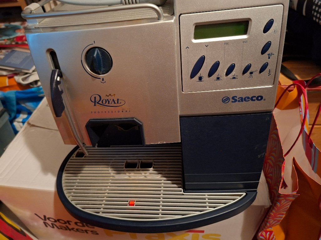 Saeco volautomatische koffiemachine, Ophalen, 10 kopjes of meer, Koffiemachine, Koffiebonen