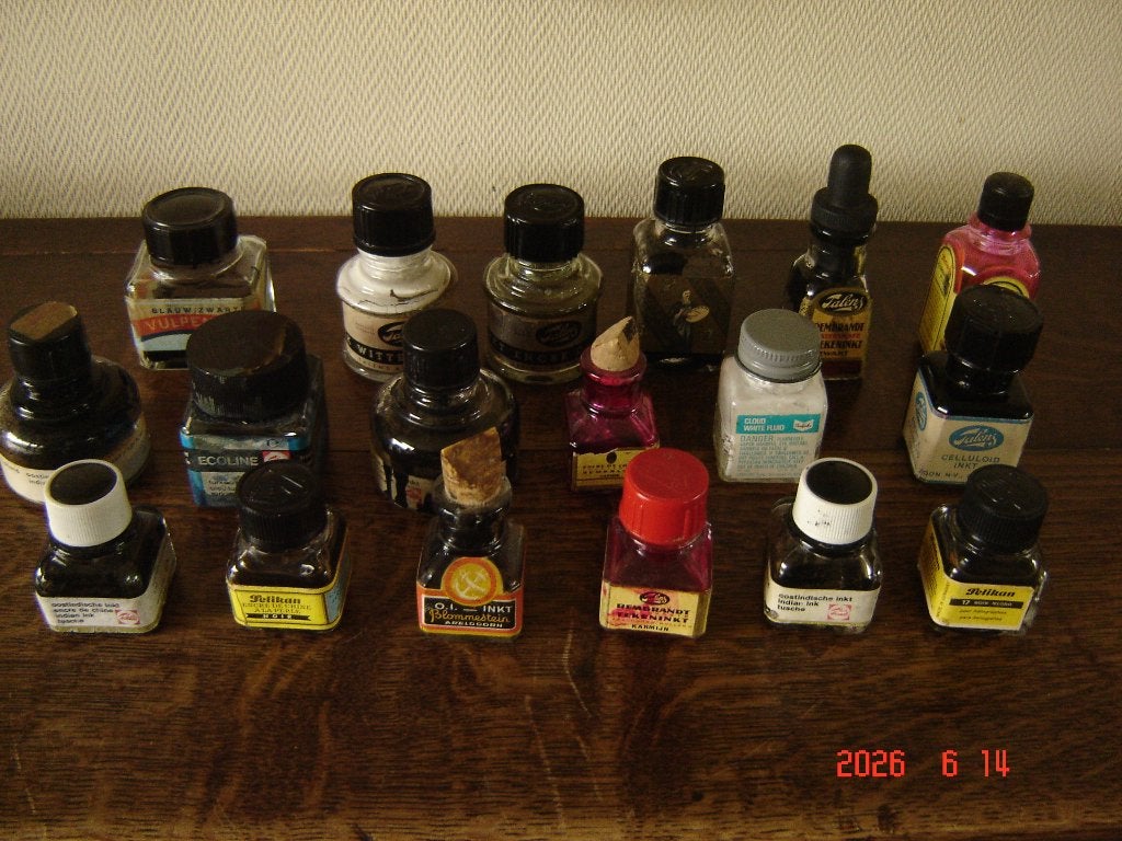 Kleine verzameling oude inktpotjes, 20 stuks in prima staat., Ophalen of Verzenden, Gebruikt