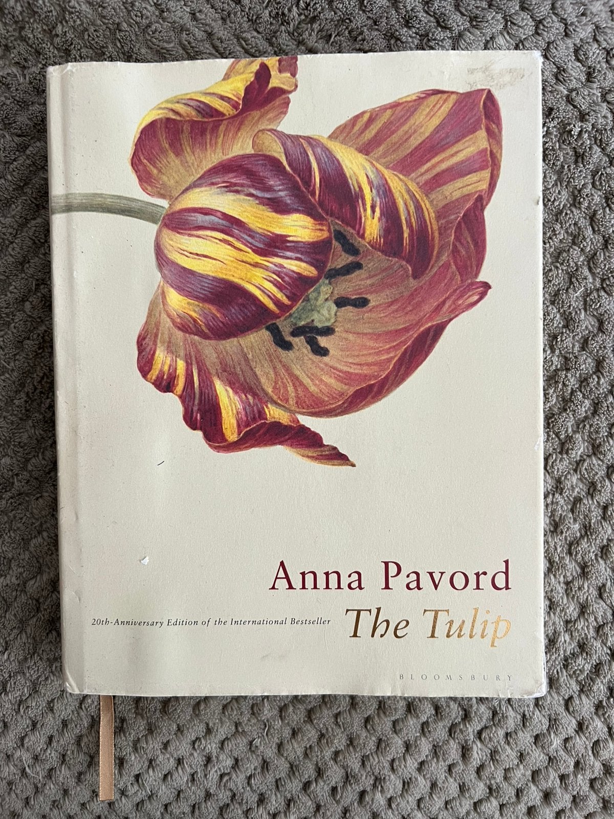 The Tulip - Anna Pavord, Ophalen of Verzenden, Zo goed als nieuw