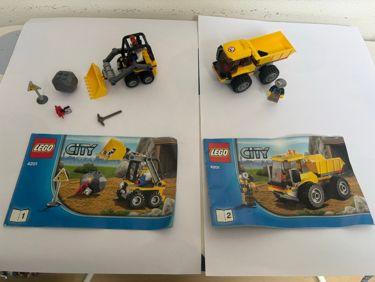 Lego 4201 mist een klein onderdeel( spiegel), Ophalen of Verzenden, Gebruikt, Overige typen, Lego