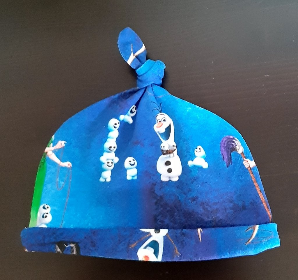 nieuw- baby mutsje Olaf (0-3 mnd), Jongetje of Meisje, Maat 56, Nieuw, Ophalen of Verzenden