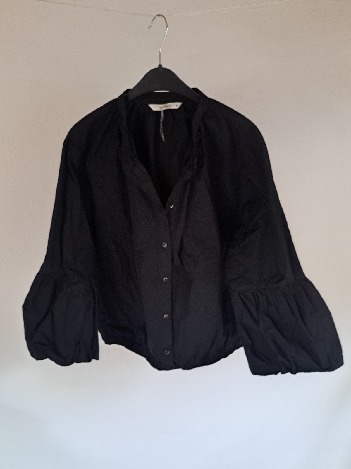 Summum MT 44 Zwarte Blouse met Glanzende Stof, Summum, Verzenden, Zwart, Maat 42/44 (L)