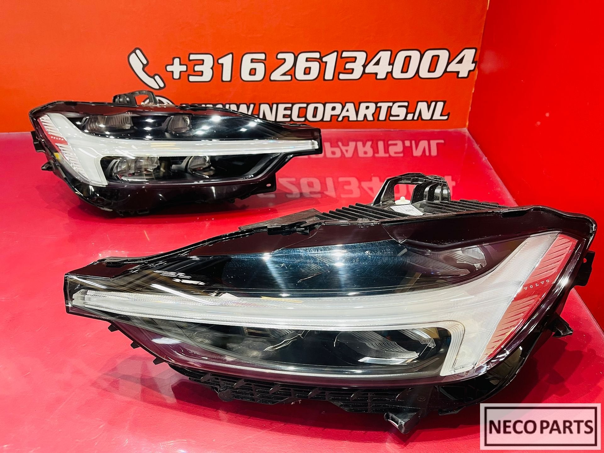 VOLVO XC 60 XC60 MID LED LHD KOPLAMP SET ORIGINEEL 32404710, Gebruikt, -, -, Ophalen of Verzenden