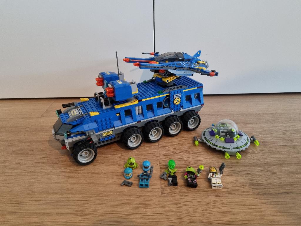 Lego 7066 Alien Conquest Verdedigingshoofdkwartier, Kinderen en Baby's, Speelgoed | Duplo en Lego, Gebruikt, Lego, Ophalen of Verzenden