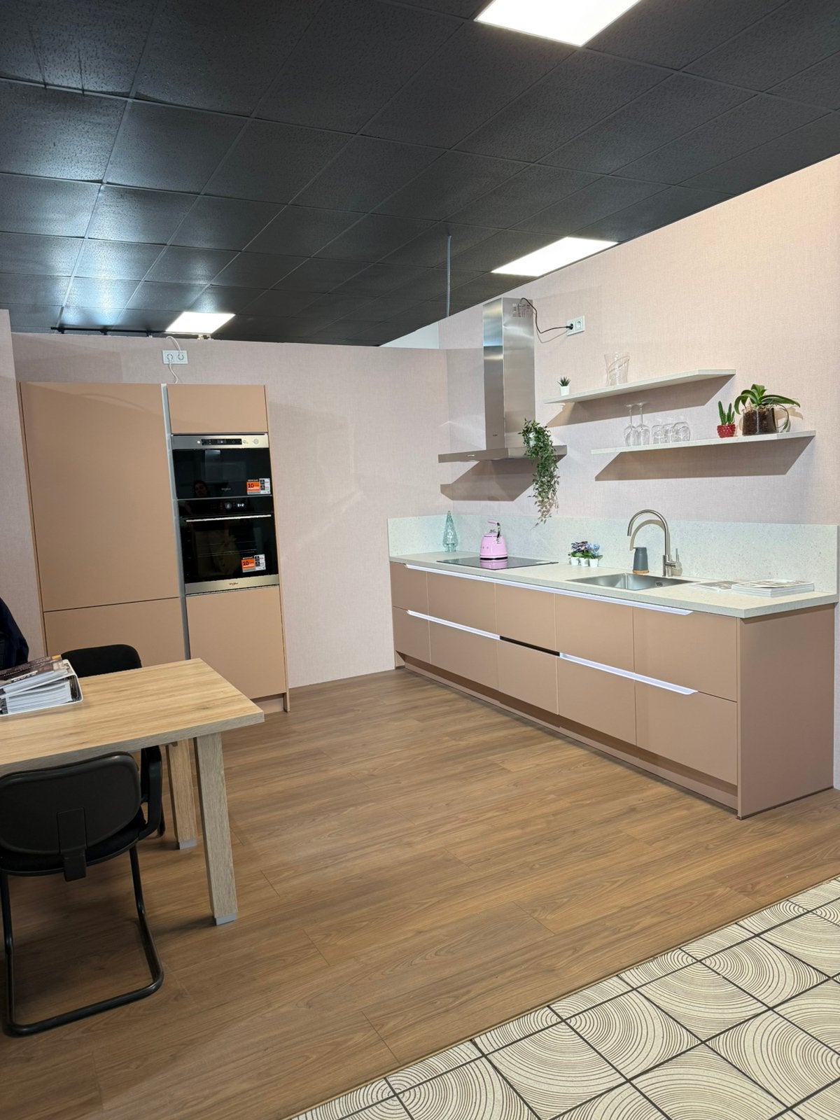 Luxe Nobilia showroomkeuken & Whirlpool apparatuur, Ophalen, Overige kleuren, Nieuw, Dubbelwandige keuken