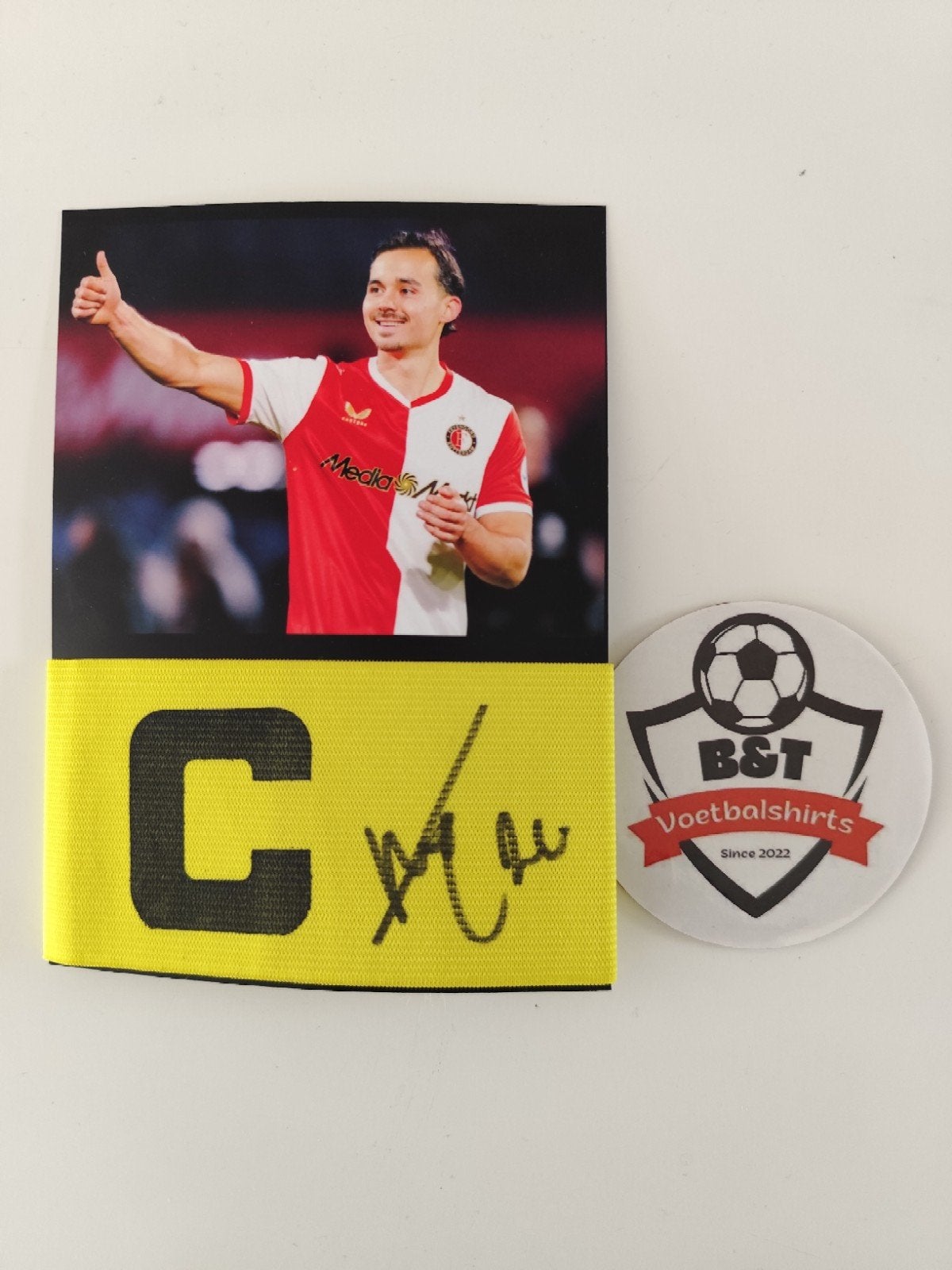 Gesigneerde aanvoerdersband Mats Deijl., Sport en Fitness, Voetbal, Verzenden, Maat XL, Onbekend, Zo goed als nieuw