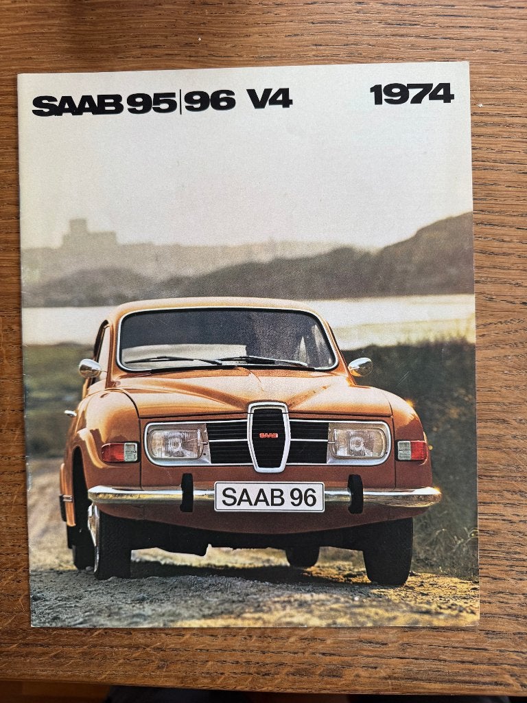 Brochure Saab 96 V4 1974, Boeken, Auto's | Folders en Tijdschriften, Ophalen of Verzenden, Nieuw, Overige merken