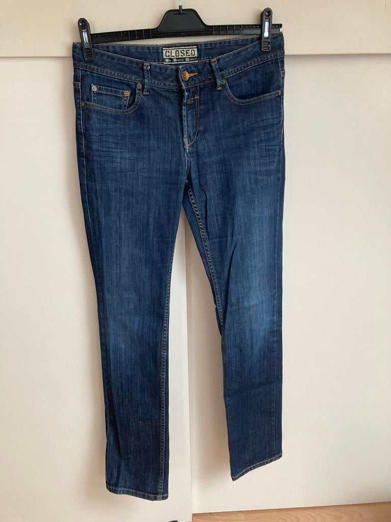 Closed United Straight Jeans -Italiaanse maat 44 =  NL 40, Ophalen of Verzenden, Gedragen, Blauw, W30 - W32 (confectie 38/40)