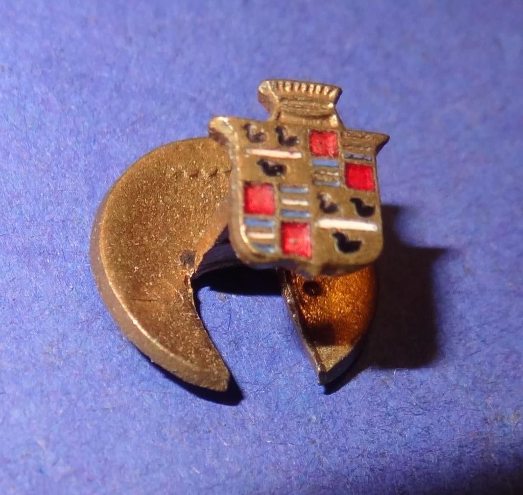 Cadillac Kleine Revers Knoop 8 x 7 mm, Verzenden, Gebruikt, Transport