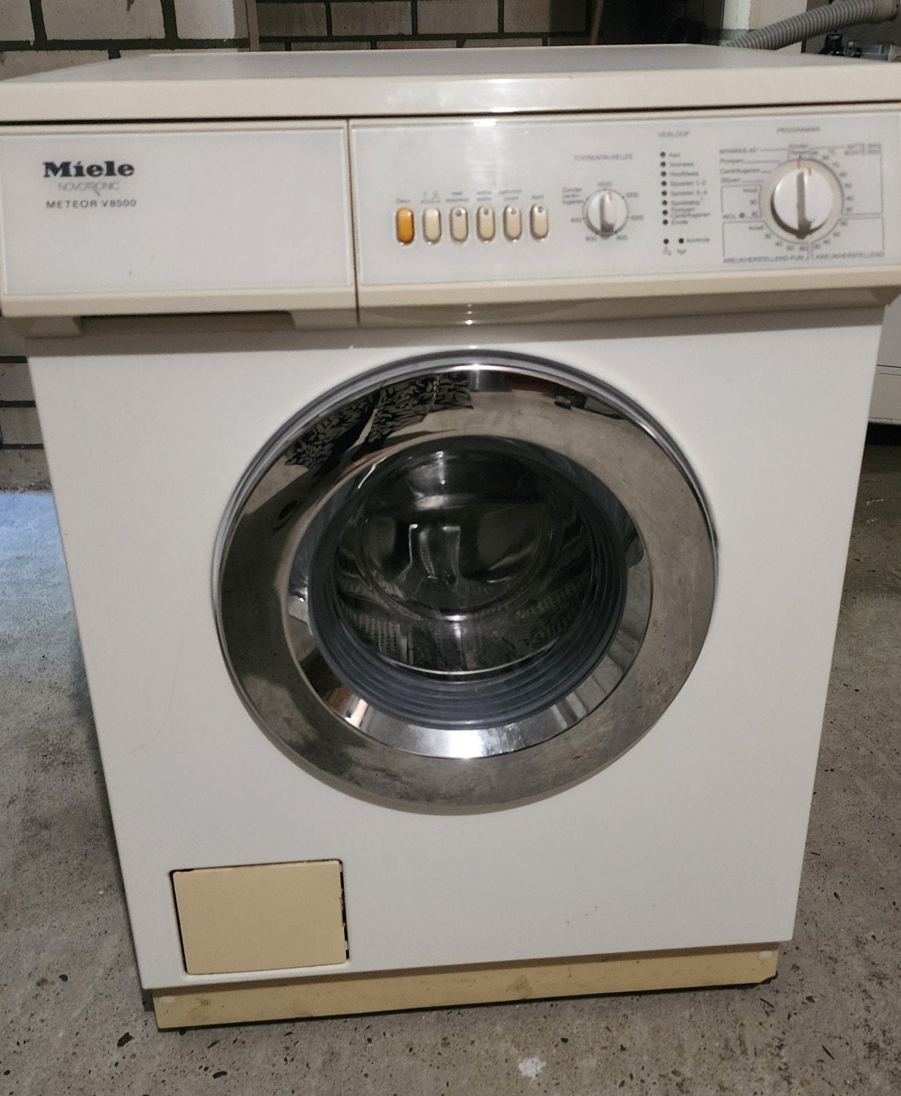 Miele Novotronic Meteor V8500 Wasmachine, Ophalen, Voorlader, Wolwasprogramma, Niet werkend