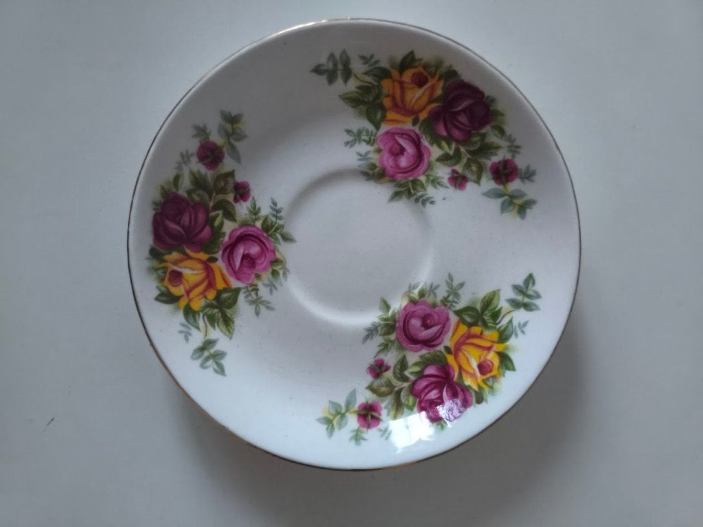 Balmoral Castle Bone China schoteltje rozen motief, Ophalen of Verzenden
