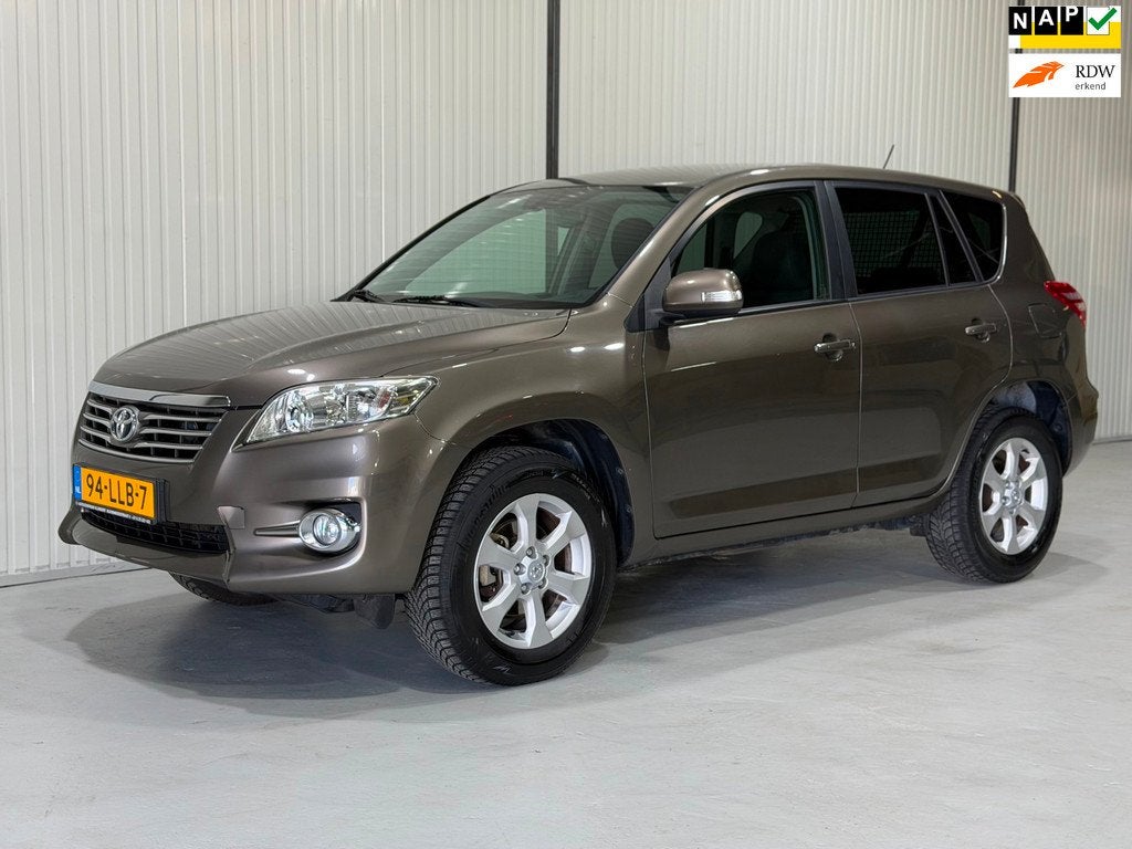 Toyota RAV4 2.0 VVTi Dynamic AUTOMAAT - 4X4 - NAVI - PDC - N, Auto's, Toyota, Gebruikt, 4 cilinders, Bruin, Origineel Nederlands