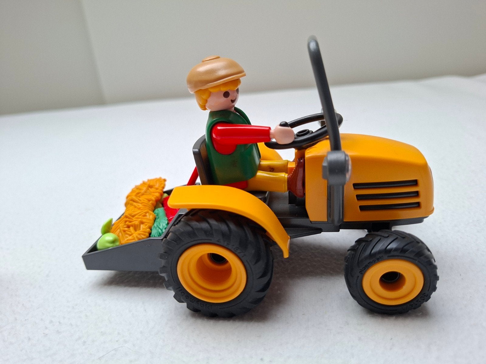 Playmobil tractor met figuur en accessoires, Ophalen of Verzenden, Zo goed als nieuw, Jongen of Meisje
