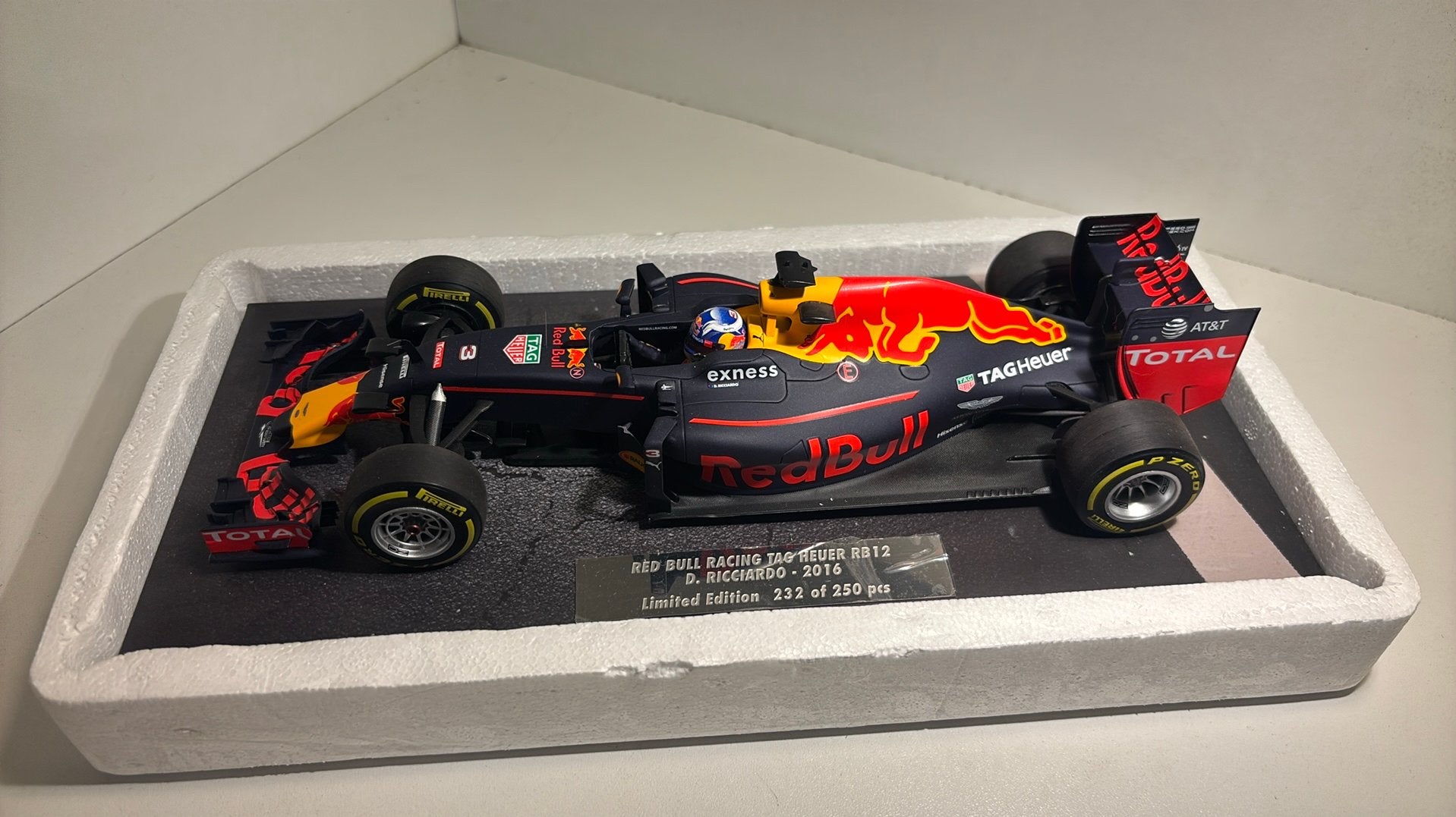 F1 red bull rb12 d.ricciardo 2016 MINICHAMPS 1.18, Ophalen of Verzenden, MiniChamps, A, A