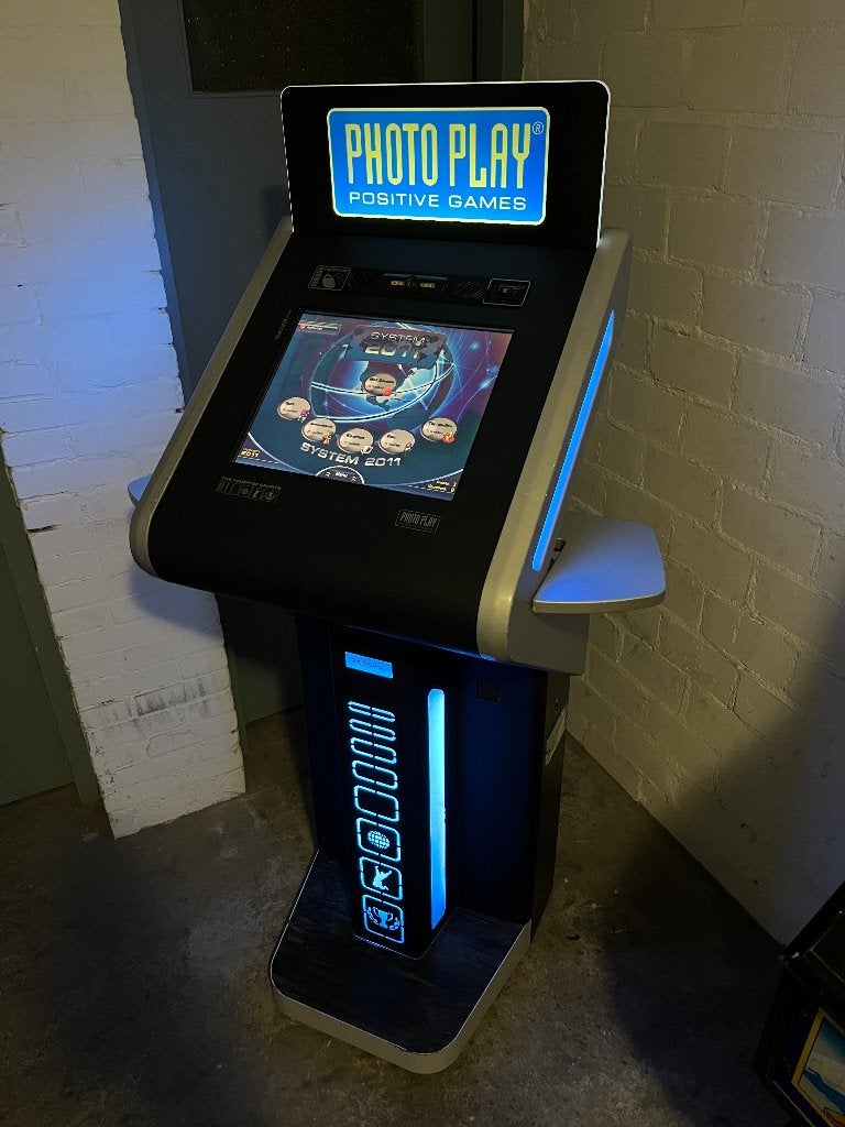 Photoplay Racer Pro met RGB led verlichting 2011 NL, Ophalen, Zo goed als nieuw
