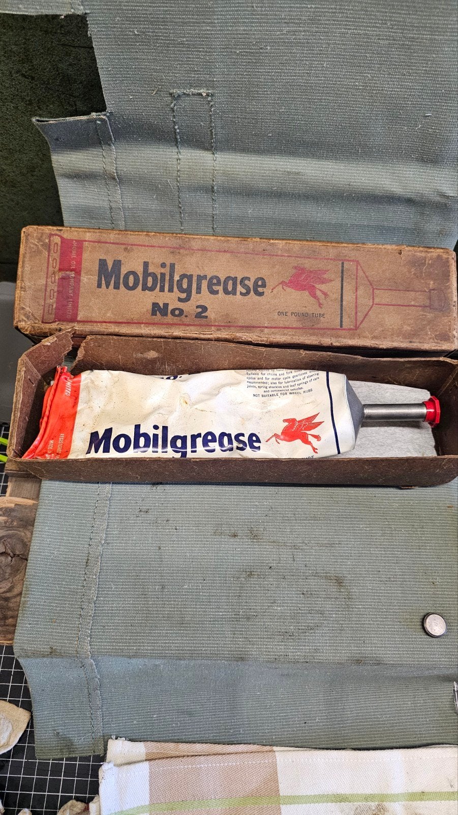 mobilgrease no2 vetspuit, Ophalen of Verzenden