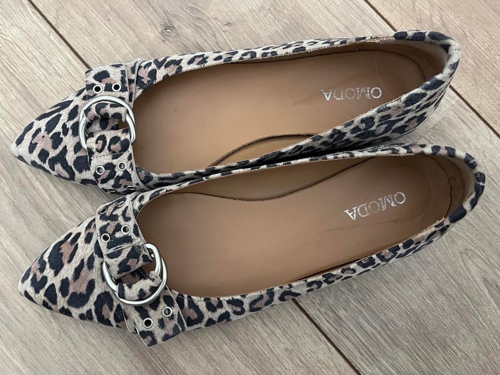 Prachtige Omoda ballerina’s platte pumps panter maat 39, Kleding | Dames, Schoenen, Zo goed als nieuw, Ballerina's, Bruin, Ophalen of Verzenden