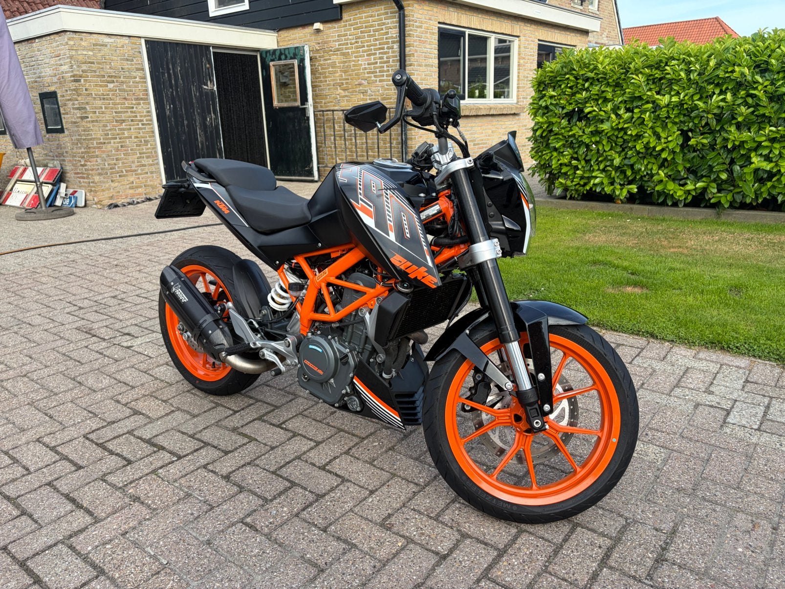 KTM Duke 390 2016, Occasion, Sportuitlaat, Particulier, 373 cc