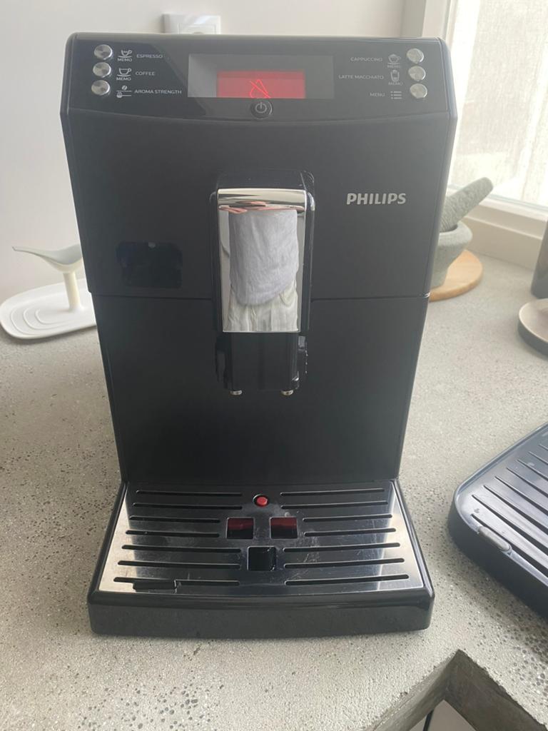 Onderhouden volautomatische espresso machine philips EP3551, Ophalen of Verzenden, Espresso apparaat, Koffiebonen