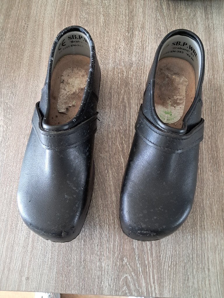 Nog Hele Goede Zwarte Leren Klompen Maat 42, Kleding | Heren, Schoenen, Klompen, Zwart, Ophalen of Verzenden, Zo goed als nieuw