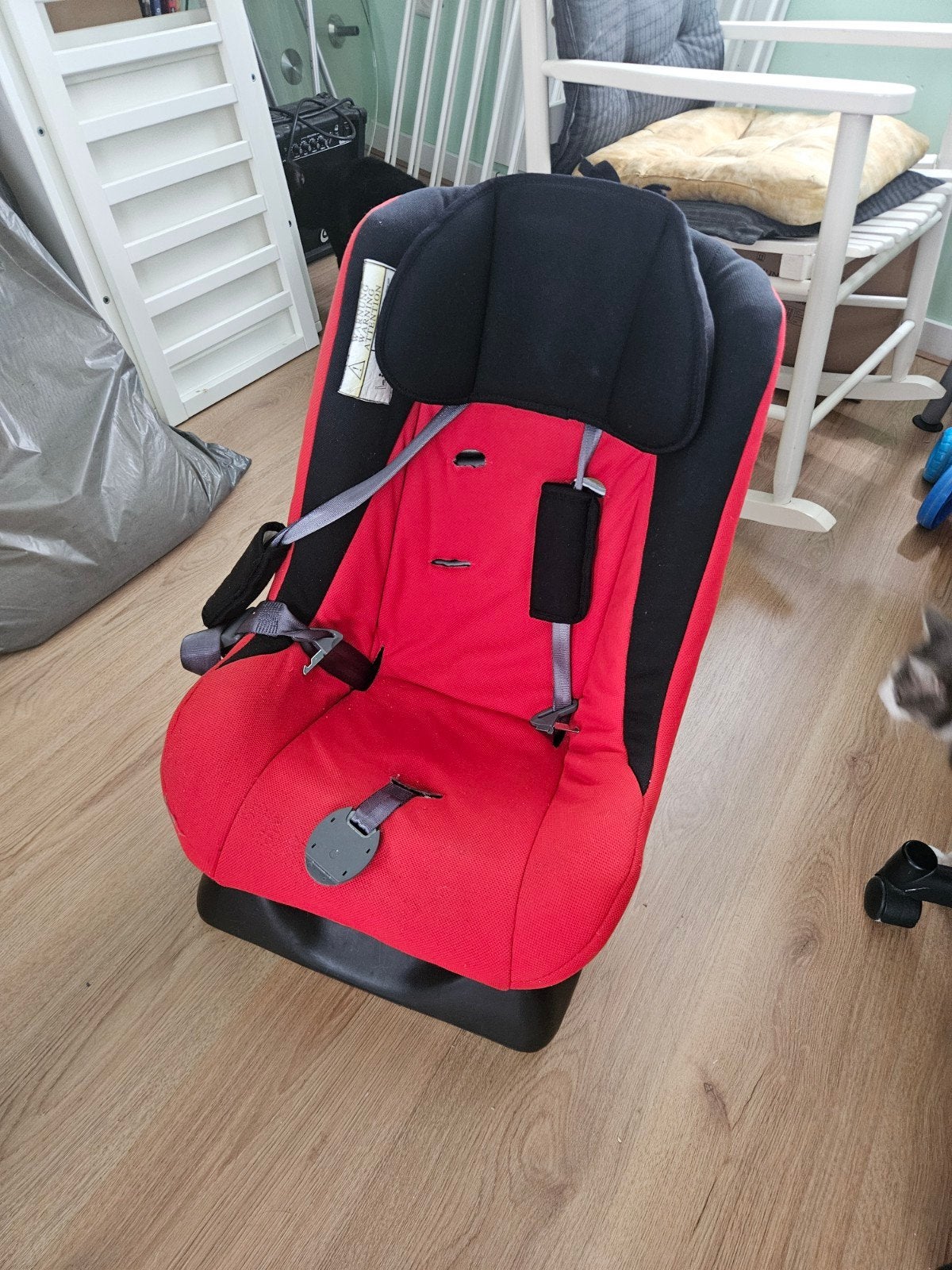 Bambino World Autostoel Rood - Gebruikt, Ophalen