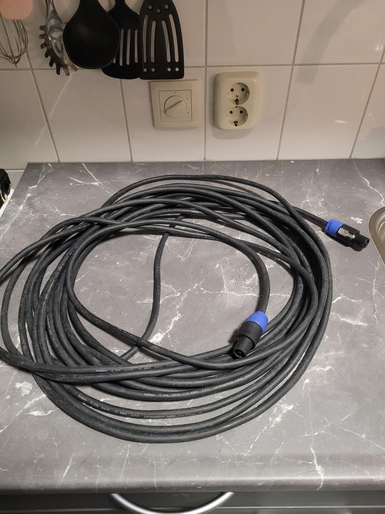 12 meter lange speakon kabel 2x2.5 mm, Ophalen of Verzenden, Zo goed als nieuw