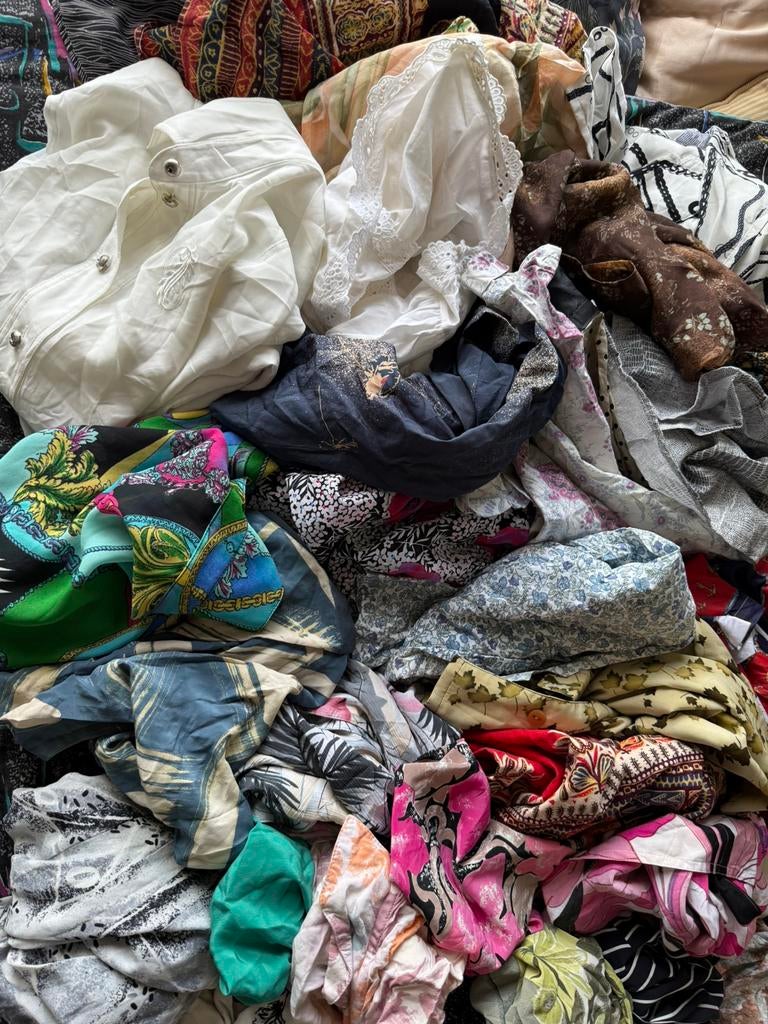 60x Vintage Blousen Partij / Bulk, Diversen, Rommelmarktspullen, Ophalen of Verzenden, Gebruikt