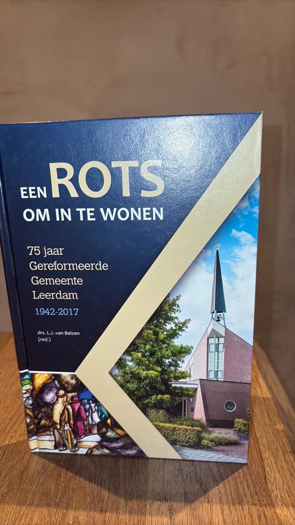 KR-1 Ger Gem Leerdam. Een Rots om in te wonen, Ophalen of Verzenden, Zo goed als nieuw