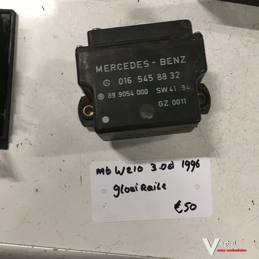 Mercedes W210 1996 3.0 diesel Gloei relais 016 545 88 32, Gebruikt, -, -, Ophalen of Verzenden