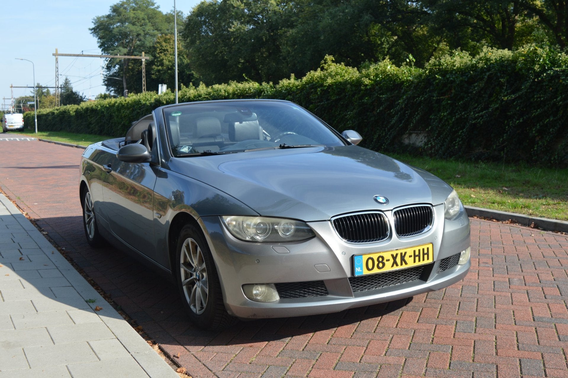 BMW 3-serie Cabrio 320i High Exe Org NL/NAP/ketting-vervange, Auto's, Automaat, Dealer onderhouden, Zwart, 4 cilinders